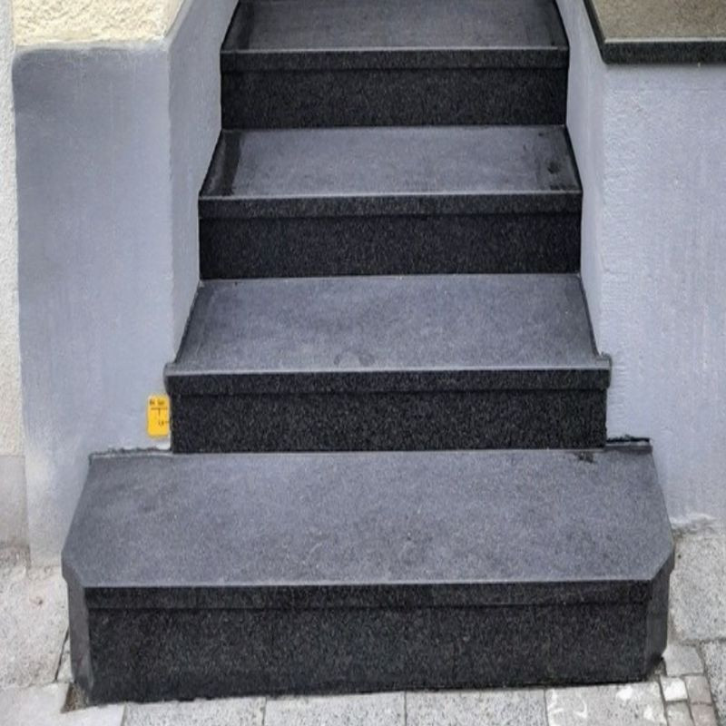 8 x 40 cm Granit Trittstufen Adrian Black schwarz