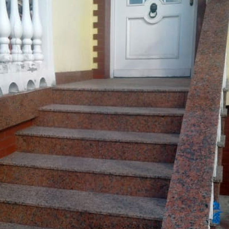8 x 40 cm Granit Trittstufen Raudona rot