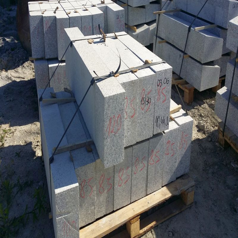 10 x 30 cm Granit Bordsteine Griys grau