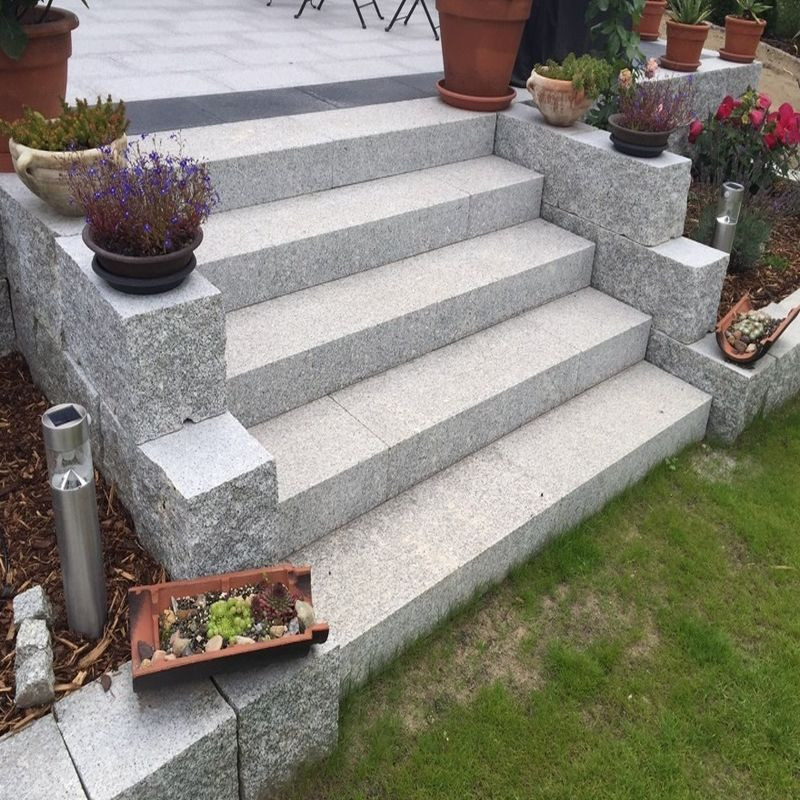 15 cm tiefe Granit Schlossmauersteine Griys hellgrau