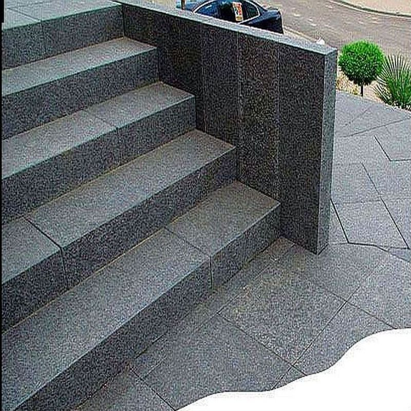 10 x 25 cm Granitpalisaden Alvaro anthrazit 100 cm lang