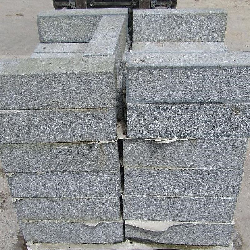 16 cm starke Granit Pflasterplatten Alvaro anthrazit