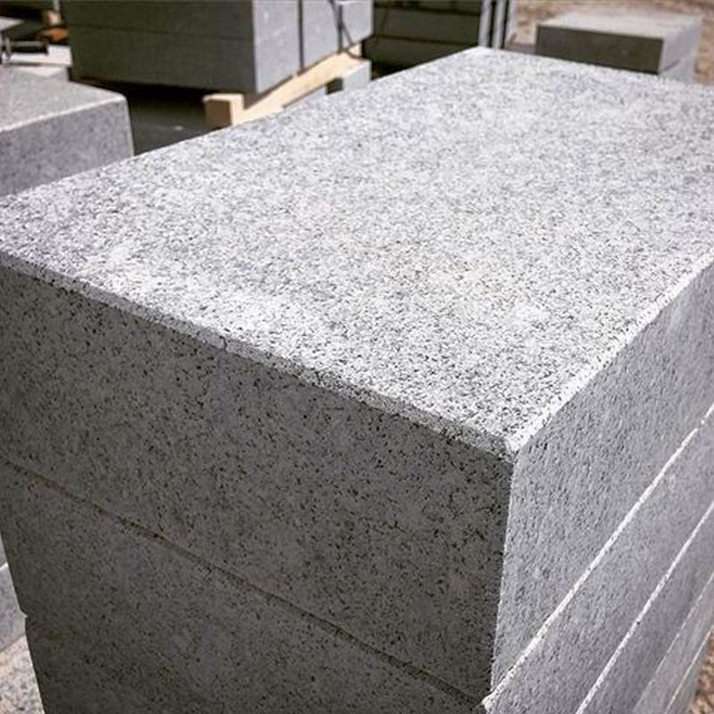 15 x 40 cm Granit-Blockstufen Elena weißgrau 120 cm lang
