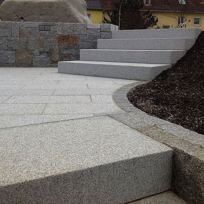 18 x 45 cm Granit Blockstufen Elena weißgrau 100 cm lang