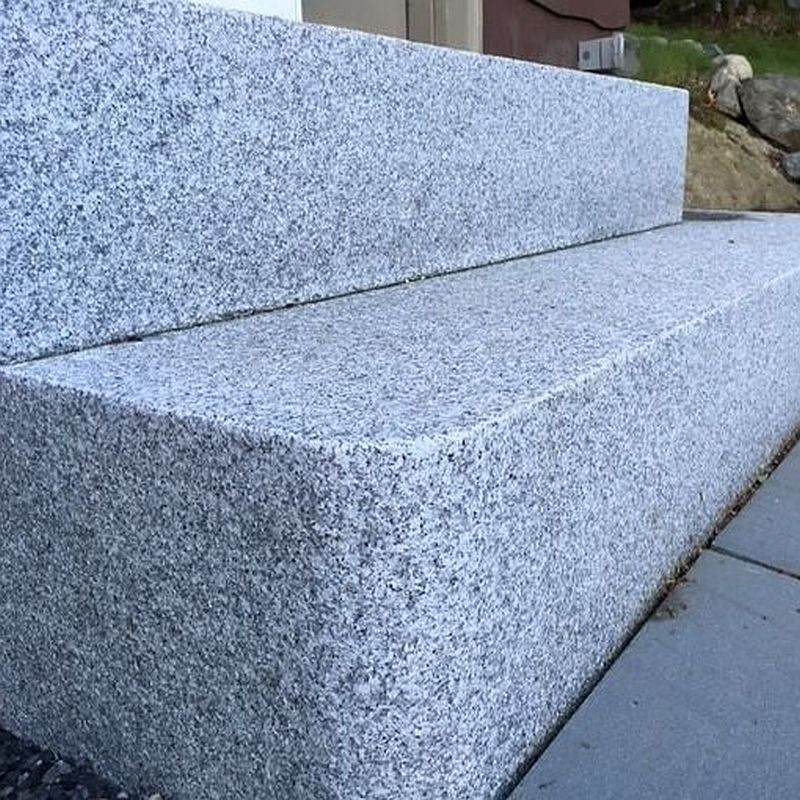 20 x 45 cm Granit Blockstufen Elena weißgrau 350 cm lang