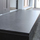 8 cm starke Granit-Podestplatte Pedro Black schwarz 150 x 150 cm