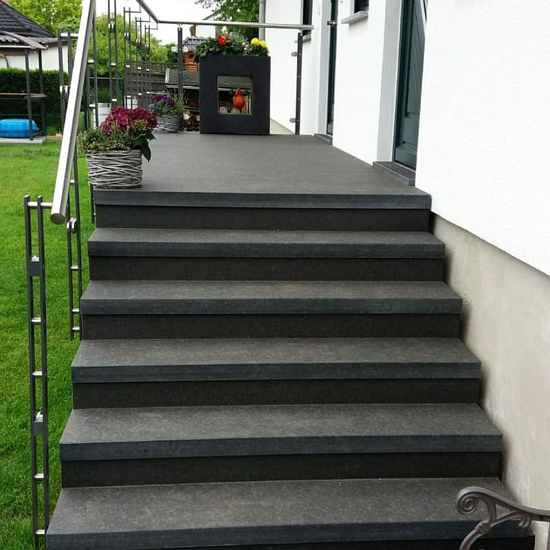 8 x 35 cm Granit Trittstufen Pedro Black schwarz 250 cm lang