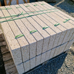 12 x 25 cm Granit Bordsteine Tiago gelb